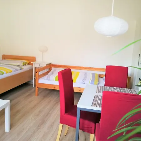 Quiet City-Apt, 4Min City-Center, 18Min Fair Nuernberg!!! Buitenkant foto