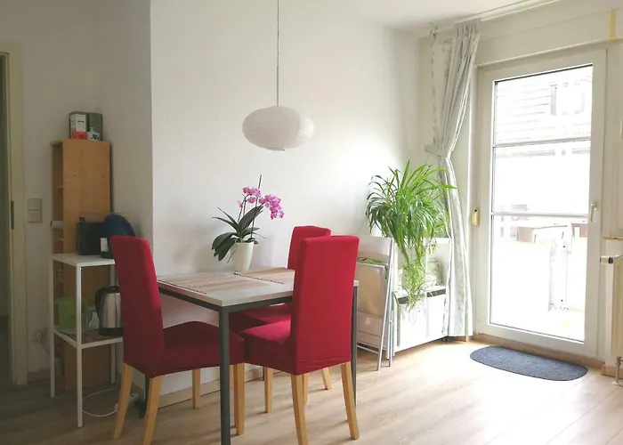 Quiet City-Apt, 4Min City-Center, 18Min Fair Nuernberg!!!