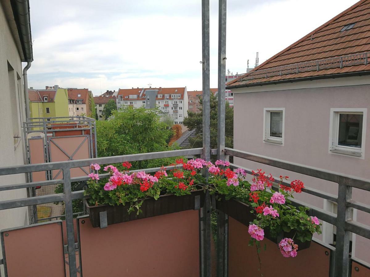 Quiet City-apt, 4min City-center, 18min Fair Nuernberg!!! Apartment *